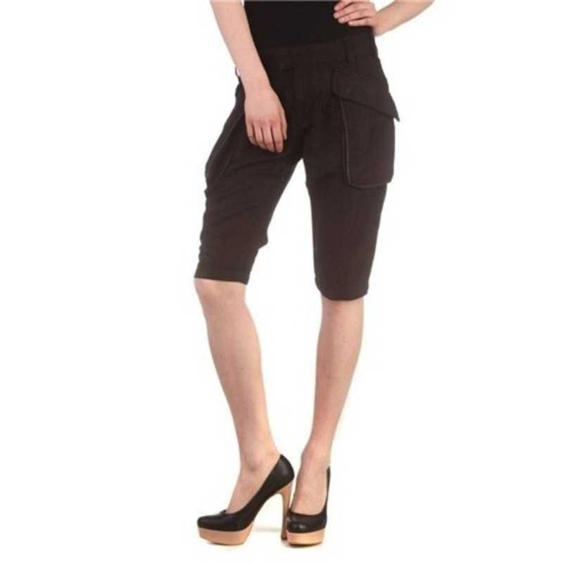 ZUELEMENTS BLACK WOMEN'S BERMUDA PANTS