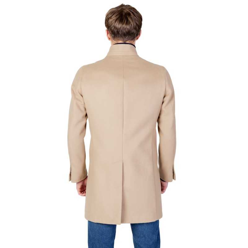 Mulish Coat Man