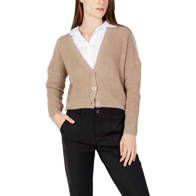 Hanny Deep Cardigan Woman