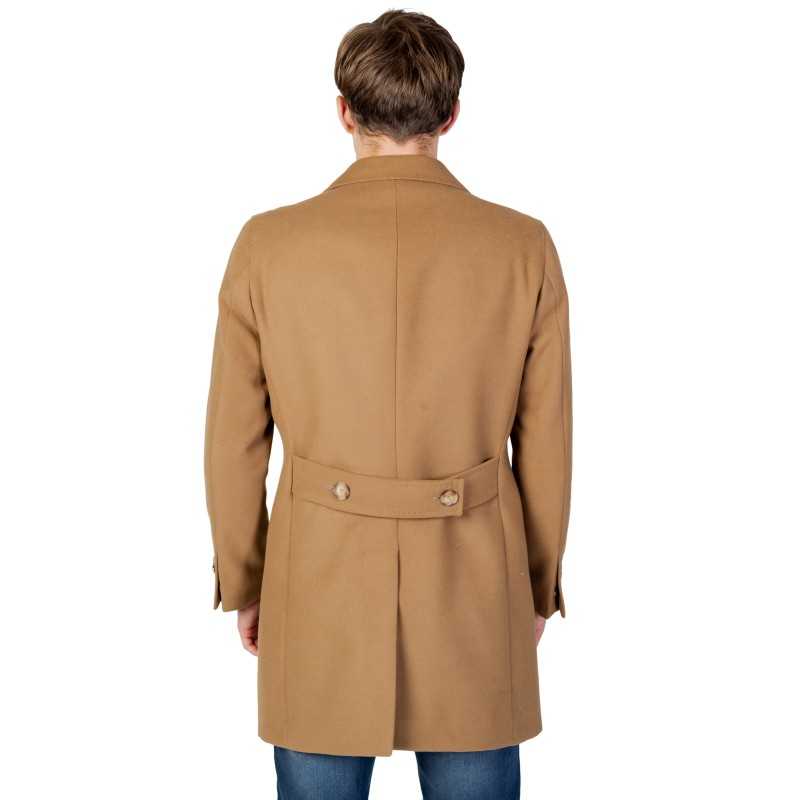 Mulish Coat Man