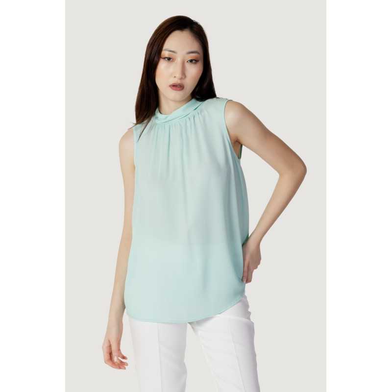 Hanny Deep Shirt Woman