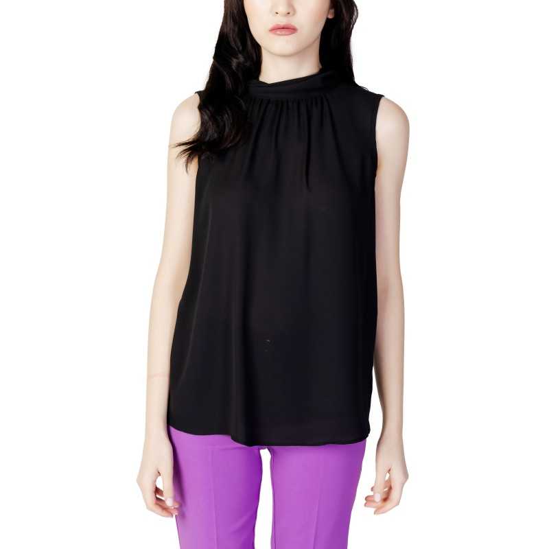 Hanny Deep Shirt Woman