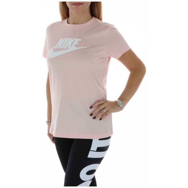 Nike T-Shirt Woman