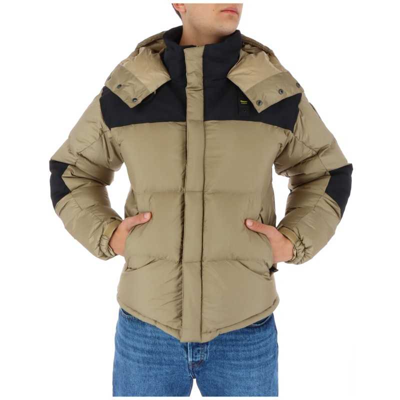 Blauer Jacket Man