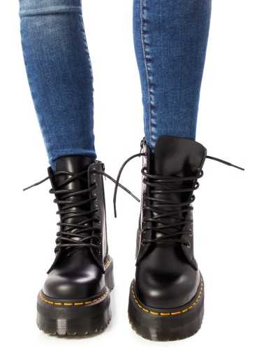 Dr. Martens Boots Woman