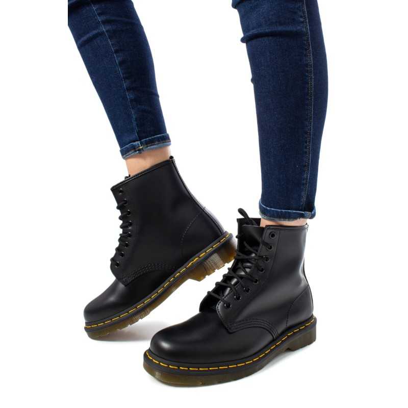 Dr. Martens Boots Woman