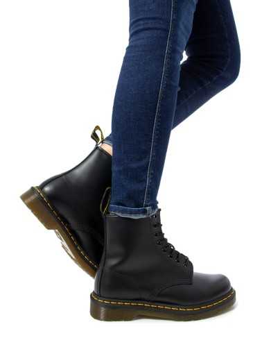 Dr. Martens Boots Woman