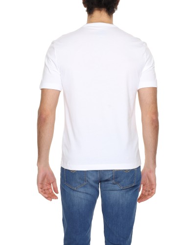 Blauer T-Shirt Man