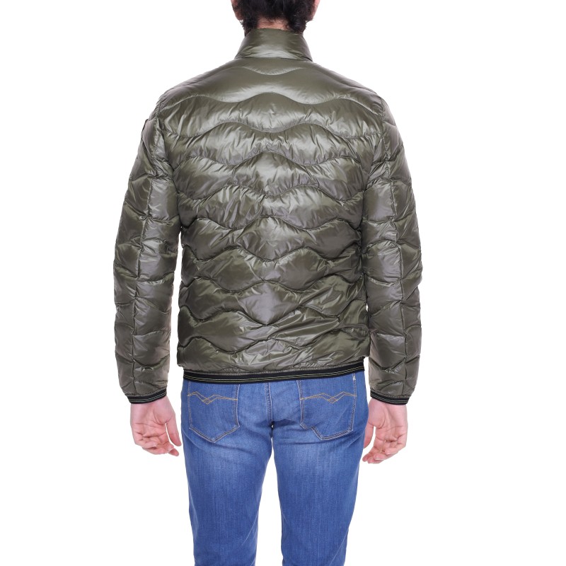 Blauer Jacket Man