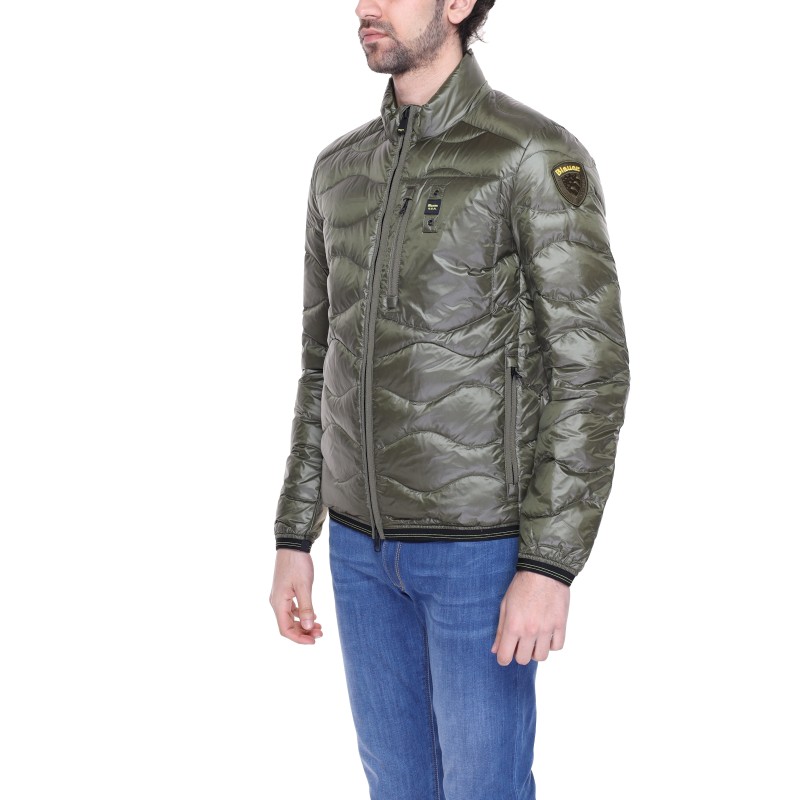 Blauer Jacket Man