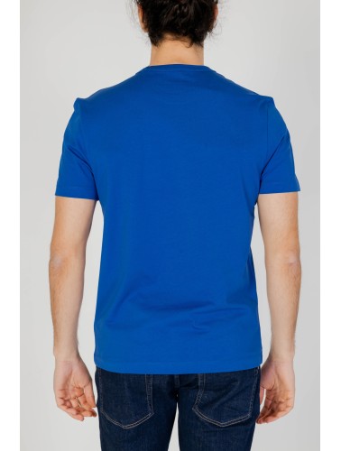 Blauer T-Shirt Man