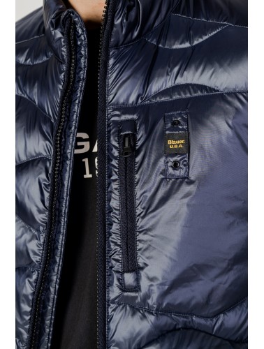 Blauer Jacket Man