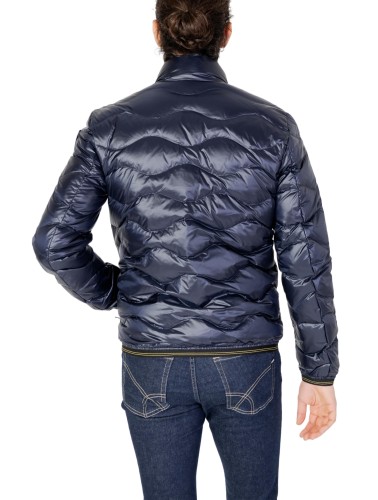 Blauer Jacket Man