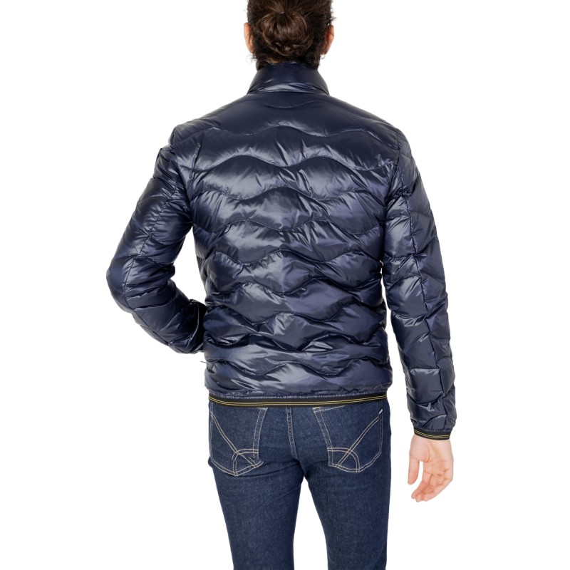 Blauer Jacket Man