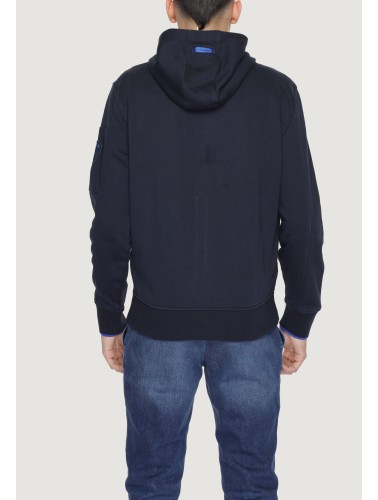 Blauer Sweater Man